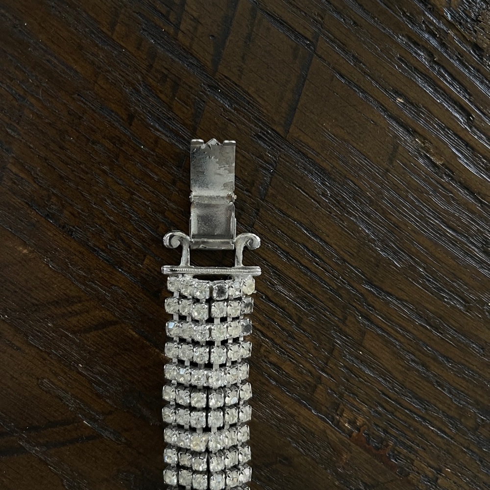 1940 Vintage Rhinestone Bangle - Picture 5 of 6